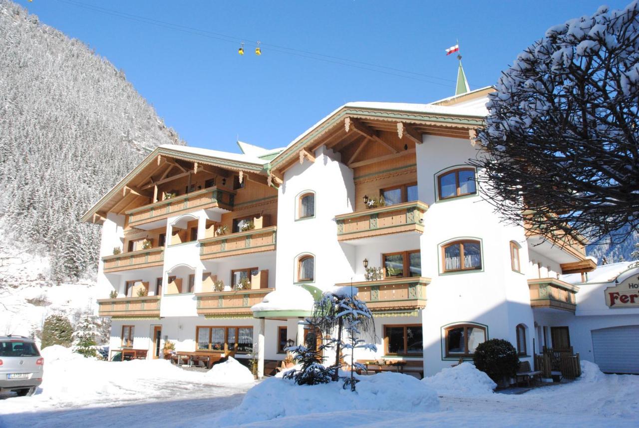 Hotel Garni Ferienhof Mayrhofen Exterior photo